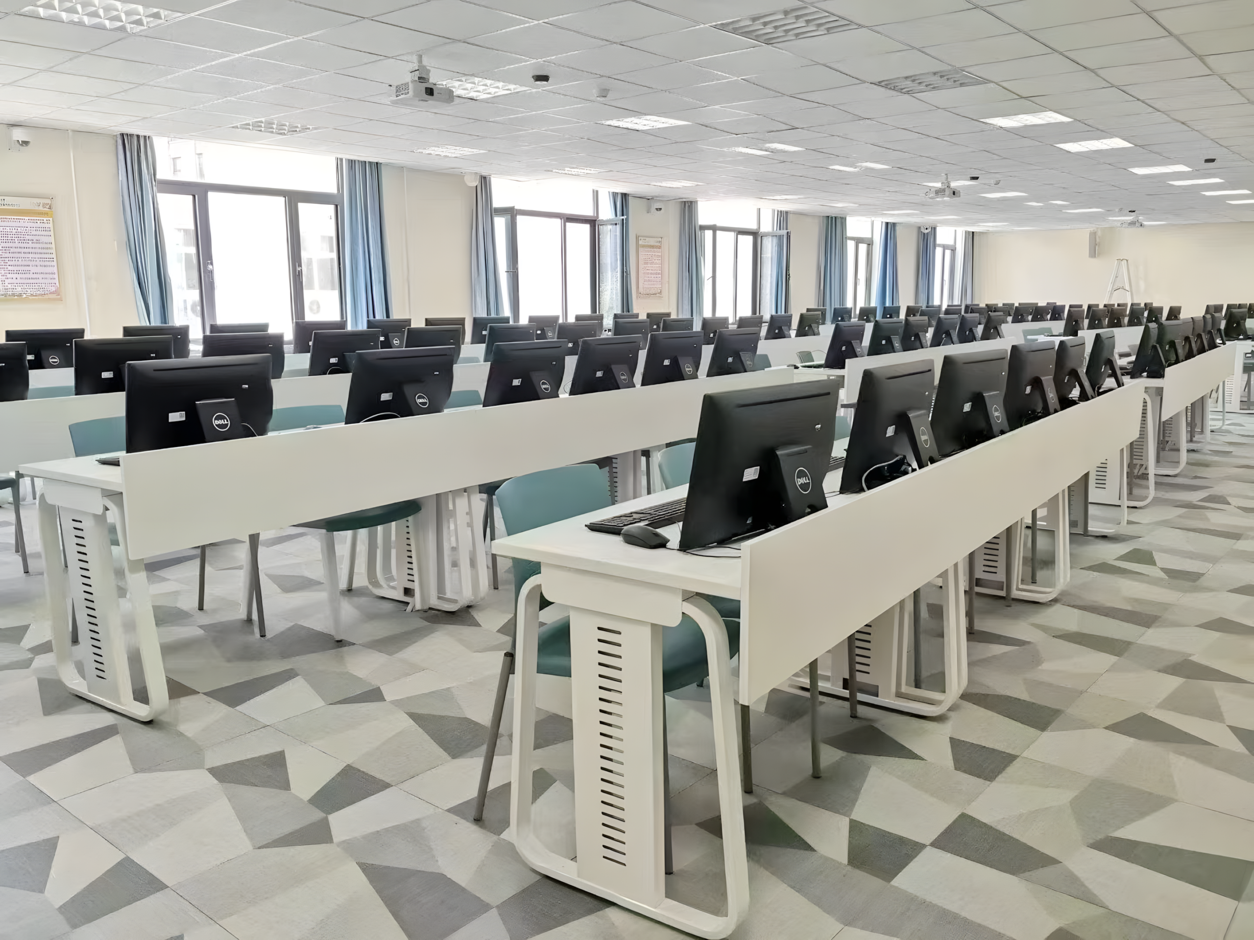 QS-72 - Image 4