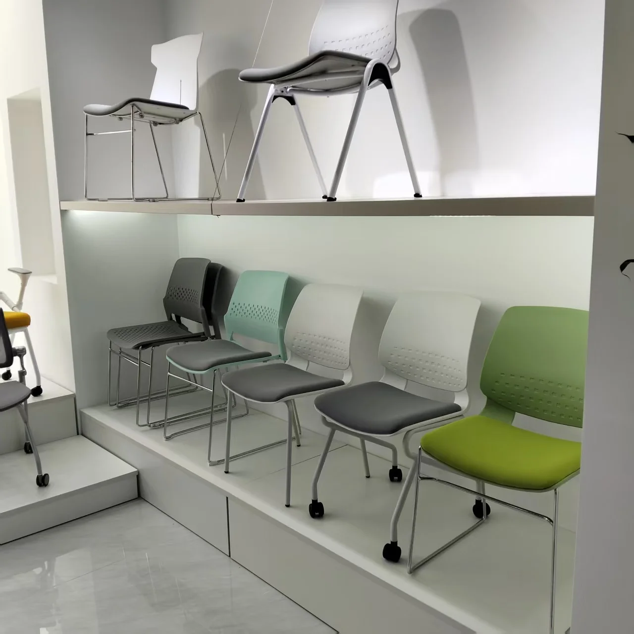 Chair-H - Image 3