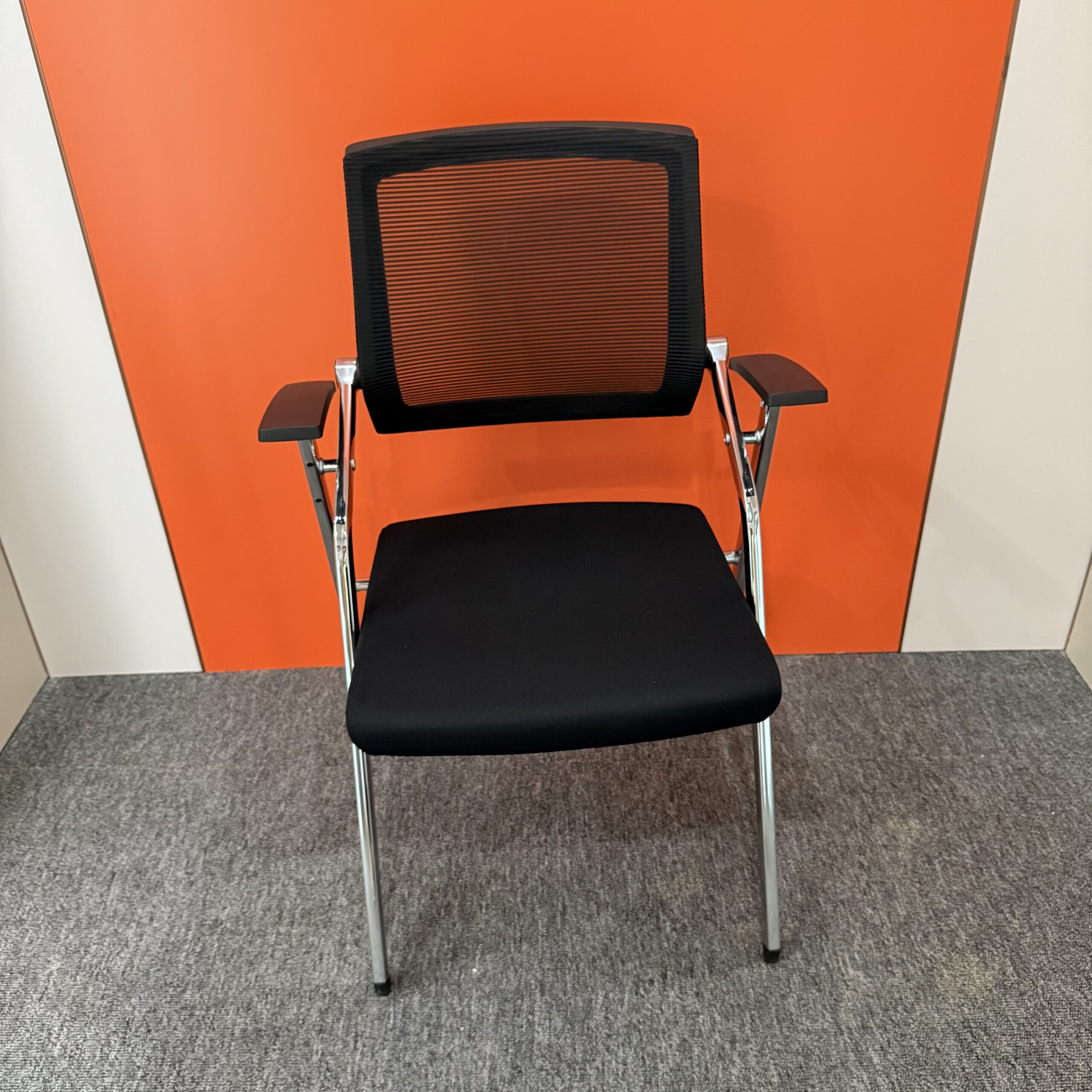 Chair-E - Image 4